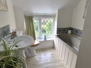 En-Suite- click for photo gallery